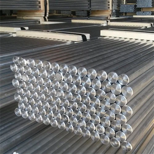 Rundstang i klemt aluminium
